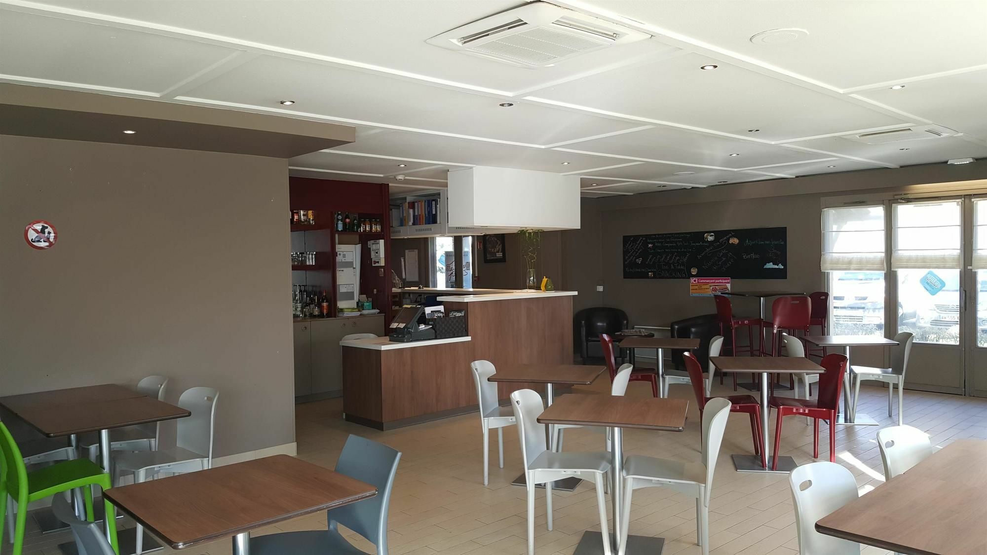 מלון Campanile Metz Sud Jouy-Aux-Arches A31 Carrefour De L'Europe מראה חיצוני תמונה
